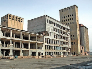 Реконструкция заброшенных бесхозных объектов продолжается в Кызыле