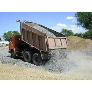 Осуществляем доставку песка и щебня по Киеву и пригороду